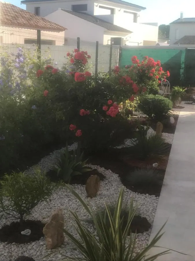 Chambre D'Hotes Dans Villa Diane La Londe-les-Maures Bed & Breakfast
